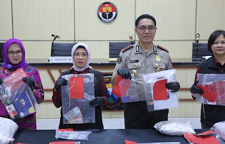 Polda Jatim Ungkap Dugaan TPPO Bermodus Prostitusi Daring di Surabaya dan Sidoarjo
