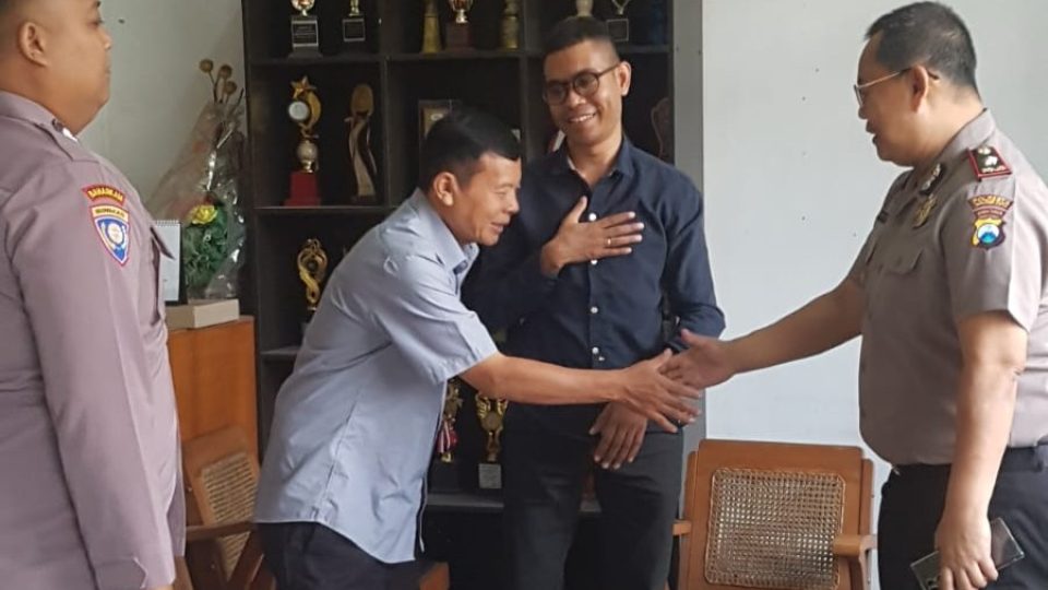 Bangun Komunikasi Polisi dan Dunia Pendidikan, Kapolsek Klojen Silaturahmi ke SMP Kristen 1 YPK Malang