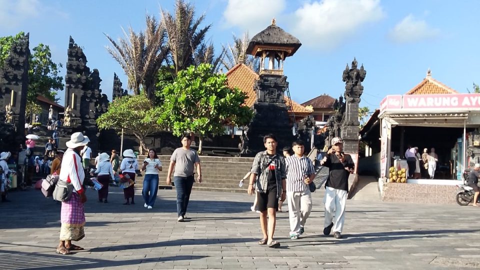 DTW Tanah Lot Perkuat Pengelolaan Sampah Berbasis Kolaborasi dan Partisipasi Masyarakat