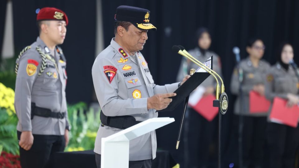 Kapolda Jatim Pimpin Sertijab PJU dan Kapolres, Perkuat Regenerasi Kepemimpinan dan Pelayanan Presisi