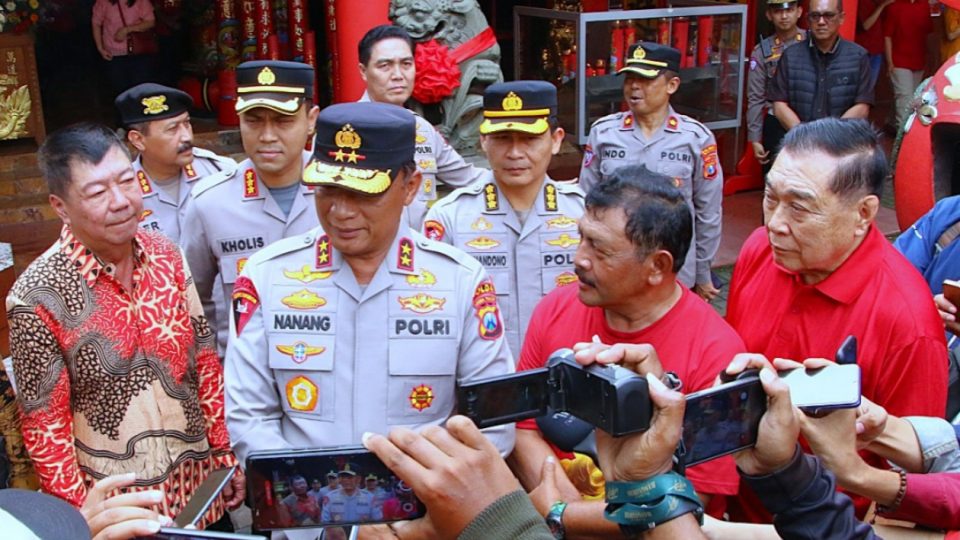 Kapolda Jatim Tinjau Klenteng Eng An Kiong di Kota Malang Tegaskan Komitmen Jogo Jawa Timur Saat Imlek 2026