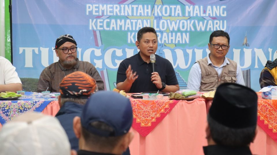 Kapolresta Malang Kota Sambang Pos Kamling Tunggulwulung, Ajak Warga Perkuat Kontrol Sosial Generasi Muda