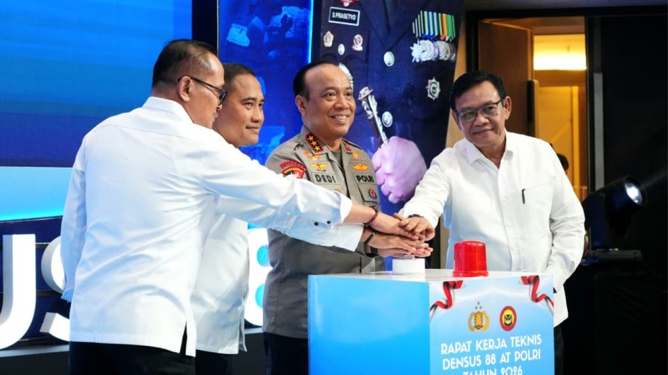 Membangun ketahanan masyarakat di era digital memerlukan keterlibatan seluruh elemen bangsa