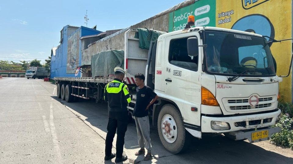 Penegakan hukum ini bertujuan untuk menekan angka pelanggaran lalu lintas serta mengurangi risiko fatalitas kecelakaan di jalan raya