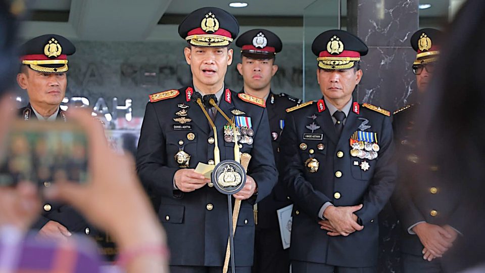 Polda Bali Kirim 5 Truk Bantuan untuk Korban Bencana Alam di NTT