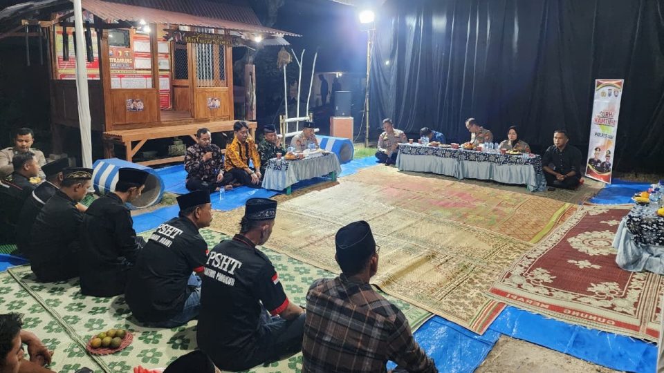 Polres Ngawi Gelar Curhat Kamtibmas, Serap Aspirasi Warga dan Perkuat Sinergi Jaga Kamtibmas