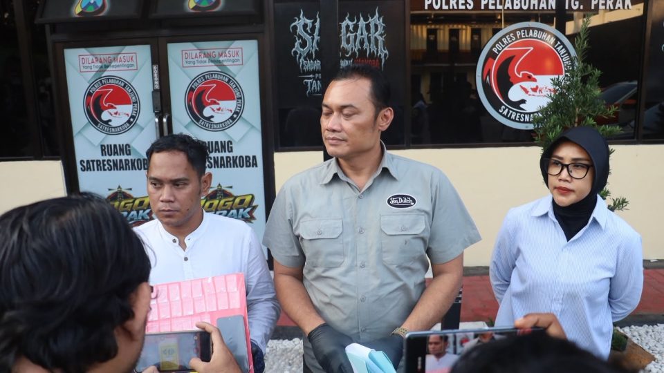 Polres Pelabuhan Tanjung Perak Amankan Residivis Pengedar Narkoba Sita 89,81 Gram Sabu