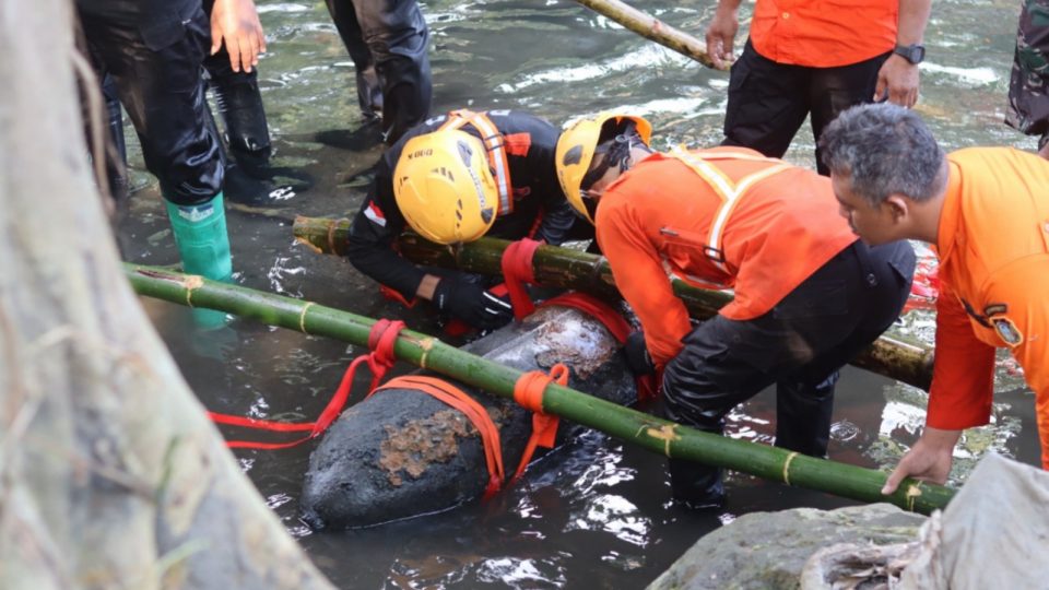 Respons Cepat Polres Blitar Kota dan Tim Jibom Brimob Polda Jatim Berhasil Evakuasi Bom Udara Aktif