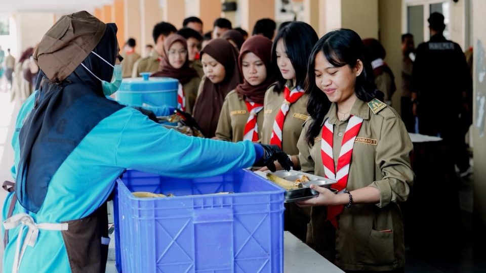 SPPG Polri Mulai Terapkan Sistem Prasmanan, Perdana di Pejaten