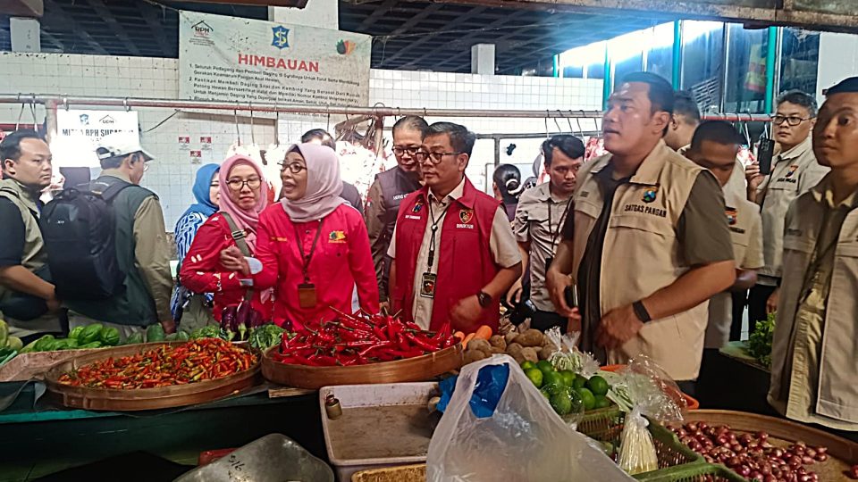 Satgas Pangan Polda Jawa Timur Sidak di sejumlah pasar, salah satunya pasar Pucang Anom Surabaya
