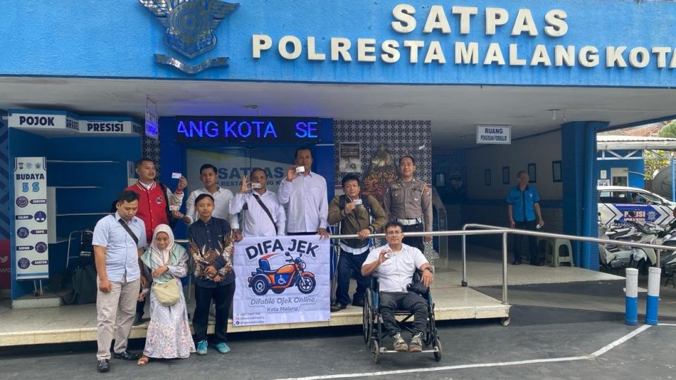 Polresta Malang Kota Berikan Layanan Prioritaskan Pembuatan SIM Difabel Driver Ojol, Wujudkan Keselamatan Berlalu Lintas yang Inklusif